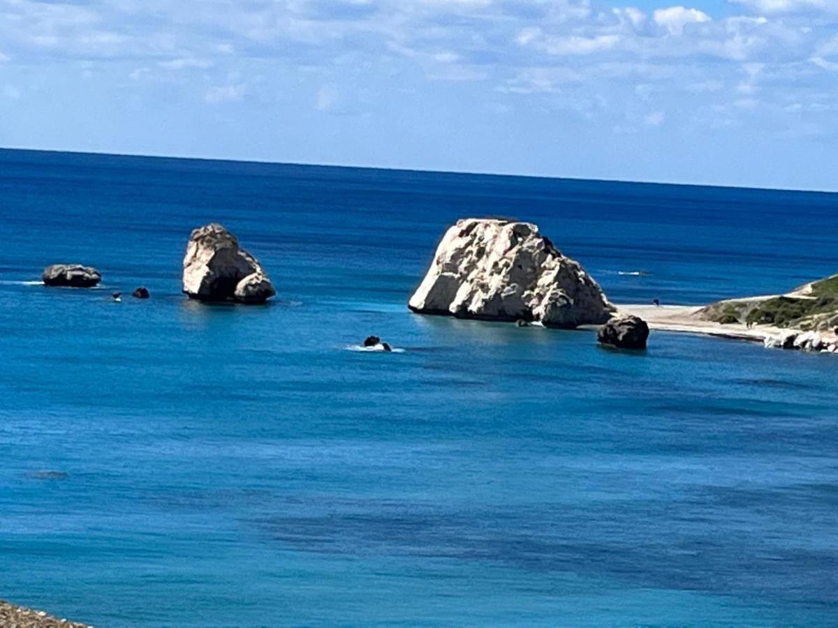 Beautiful 2 Bed Apartment In Peyia Valley, Paphos Eksteriør bilde