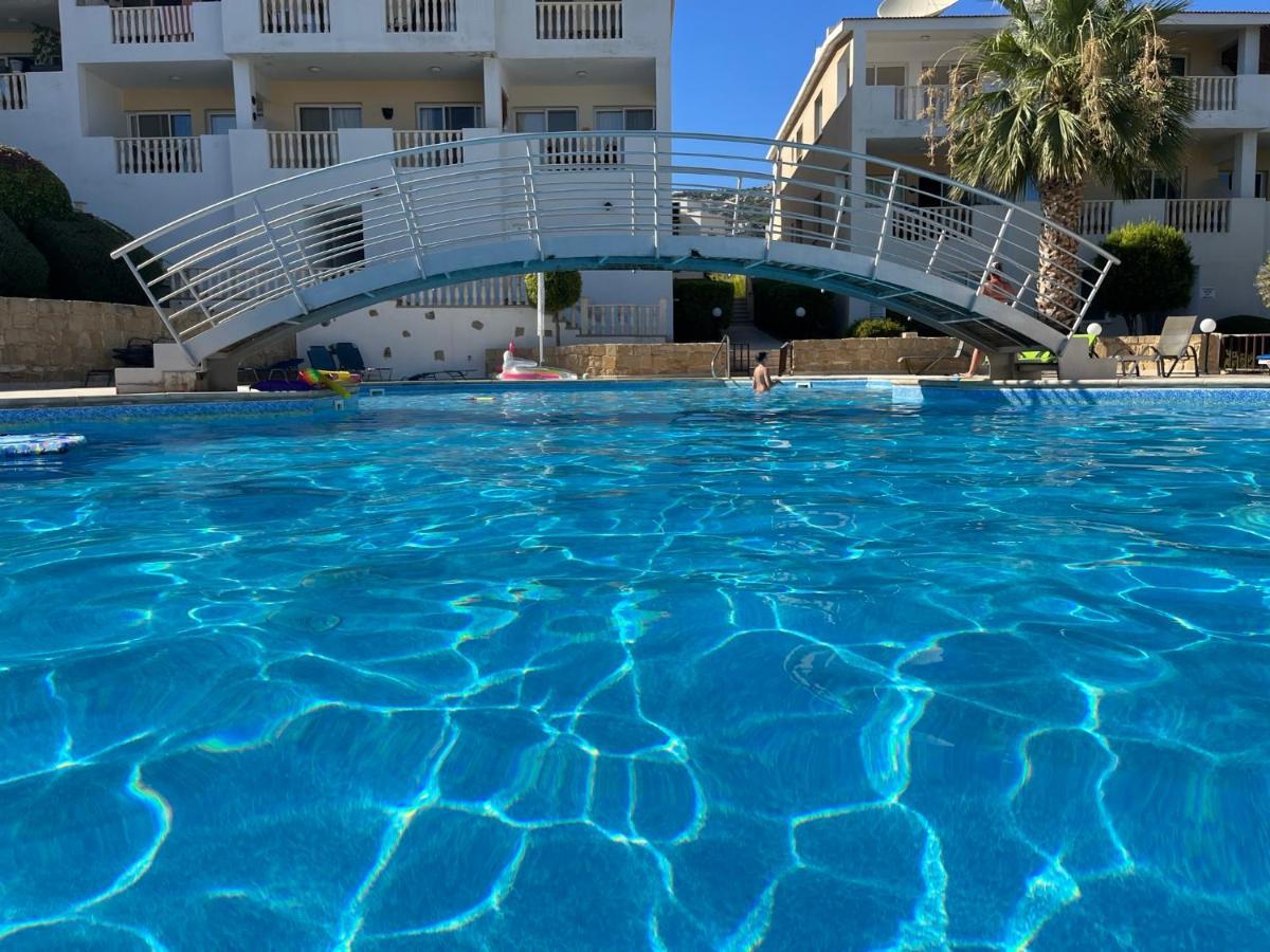 Beautiful 2 Bed Apartment In Peyia Valley, Paphos Eksteriør bilde