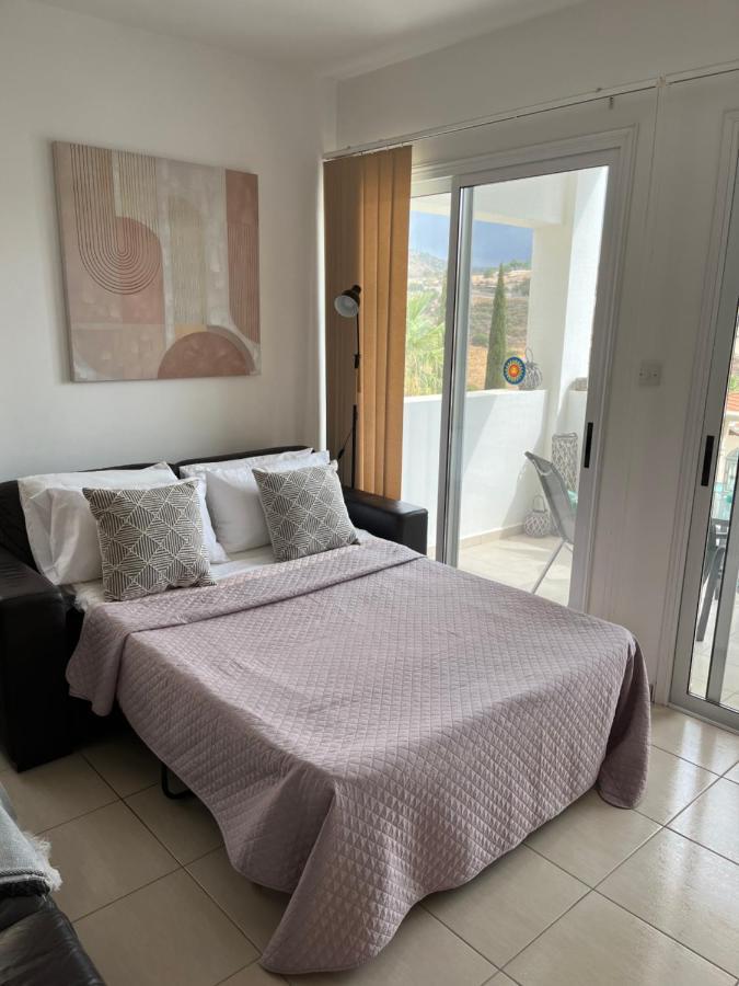 Beautiful 2 Bed Apartment In Peyia Valley, Paphos Eksteriør bilde