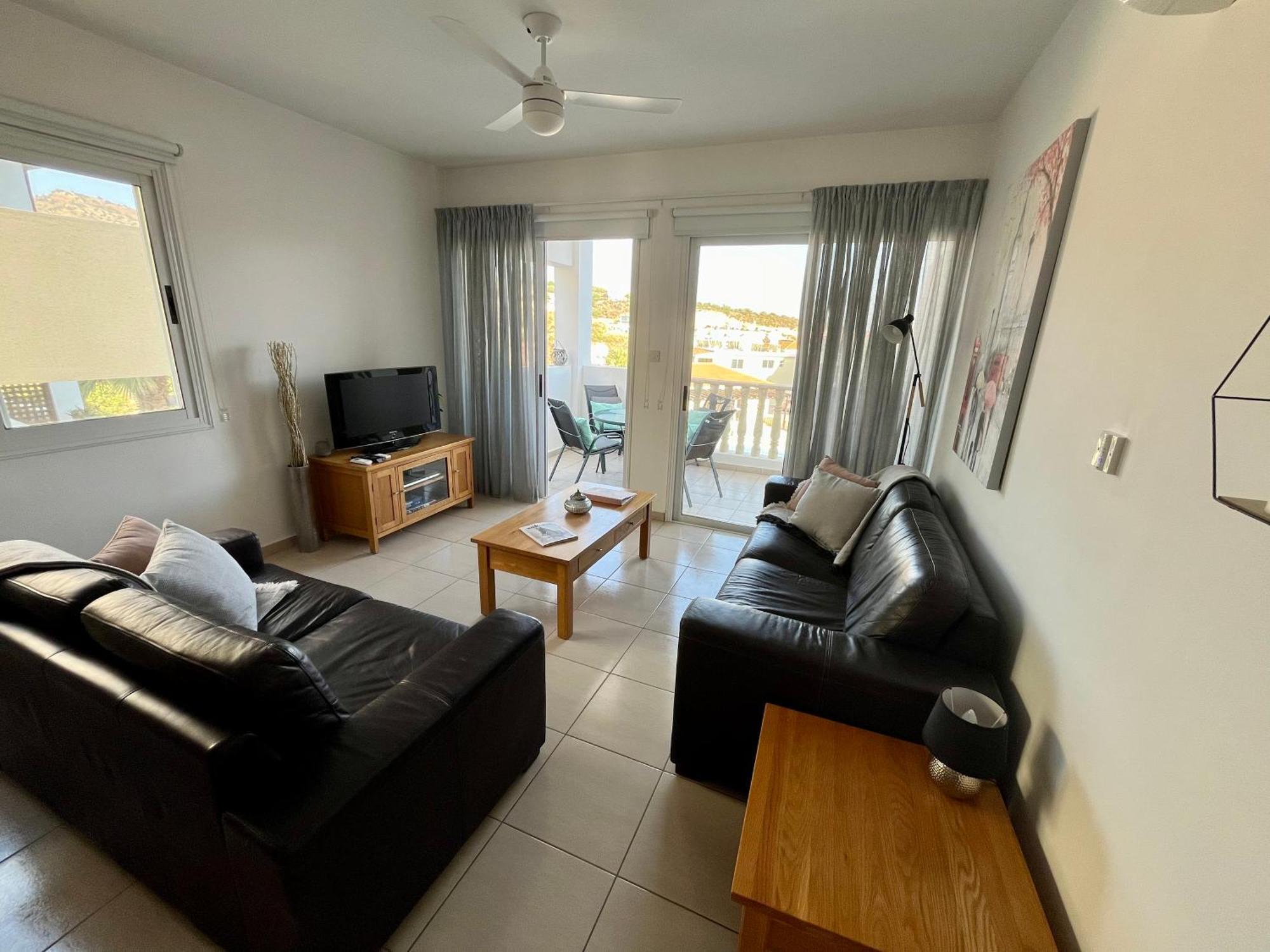Beautiful 2 Bed Apartment In Peyia Valley, Paphos Eksteriør bilde