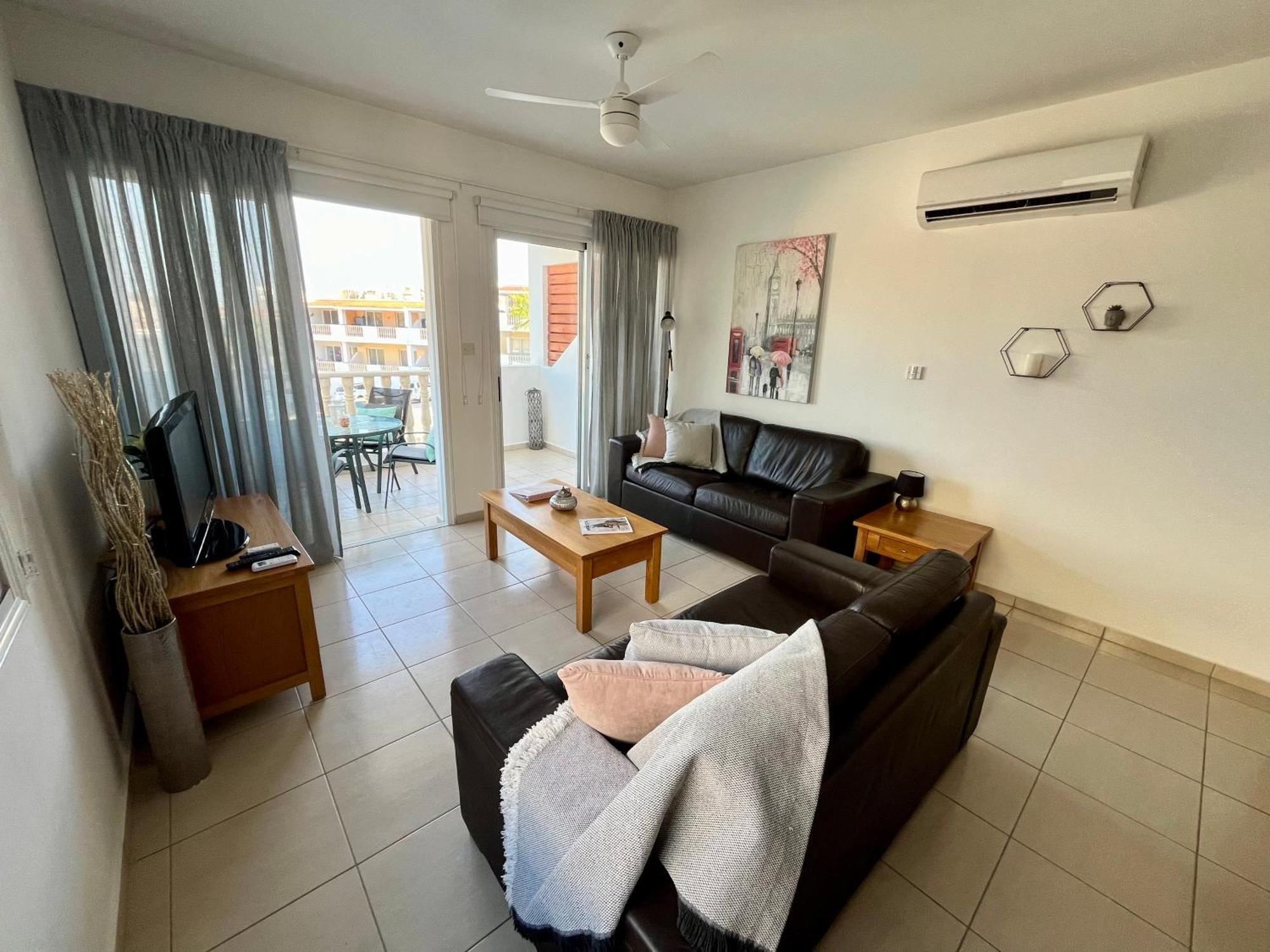 Beautiful 2 Bed Apartment In Peyia Valley, Paphos Eksteriør bilde