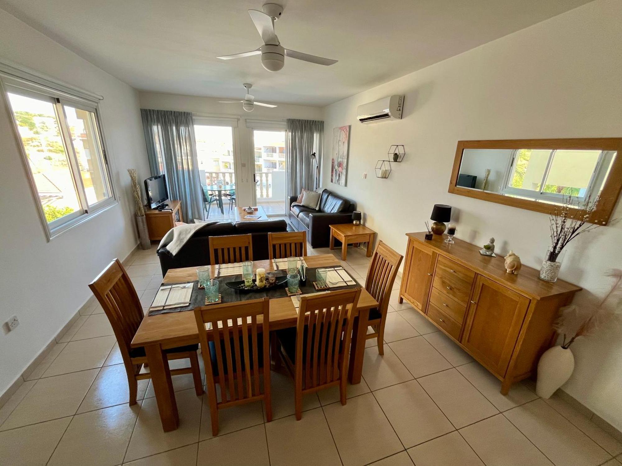 Beautiful 2 Bed Apartment In Peyia Valley, Paphos Eksteriør bilde
